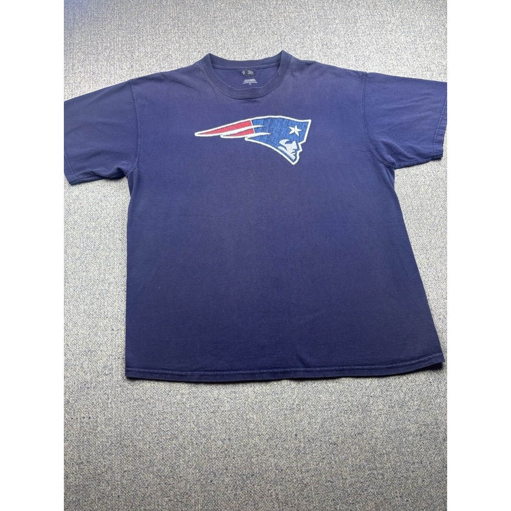 NEW ENGLAND PATRIOTS T-Shirt Men's L Blue Team Apparel Short Sleeve Crew Cotton